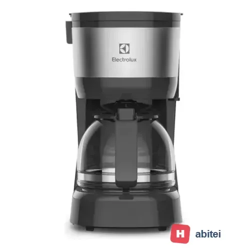Cafeteira elétrica Electrolux inox filtro permanente removivel corta pingos capacidade 600ml 15 xicaras função manter aquecido sistema ECM10